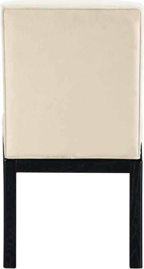 Evelyn Velvet Upholstered Accent Chair in Cream from Meridian - Luna Furniture