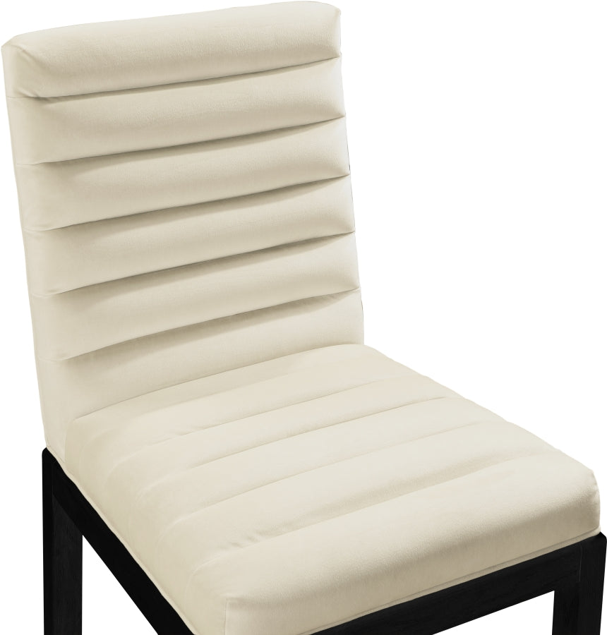 Evelyn Velvet Upholstered Accent Chair in Cream from Meridian - Luna Furniture