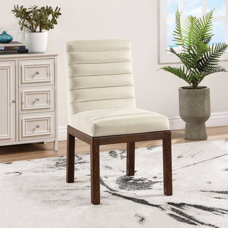 Evelyn Velvet Upholstered Accent Chair in Cream from Meridian - Luna Furniture