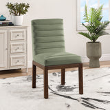 Evelyn Velvet Upholstered Accent Chair in Green from Meridian - Luna Furniture