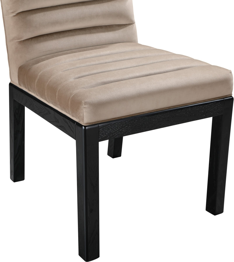 Evelyn Velvet Upholstered Accent Chair in Taupe from Meridian - Luna Furniture