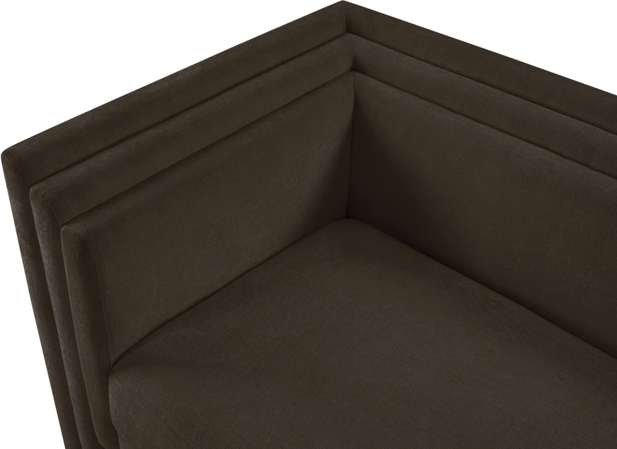 Everett Chenille Fabric Loveseat in Brown from Meridian - Luna Furniture