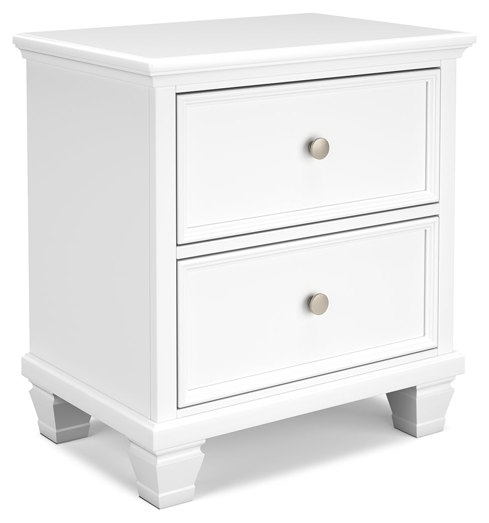 Fortman California King Panel Bed with Mirrored Dresser and 2 Nightstands in White - PKG015158