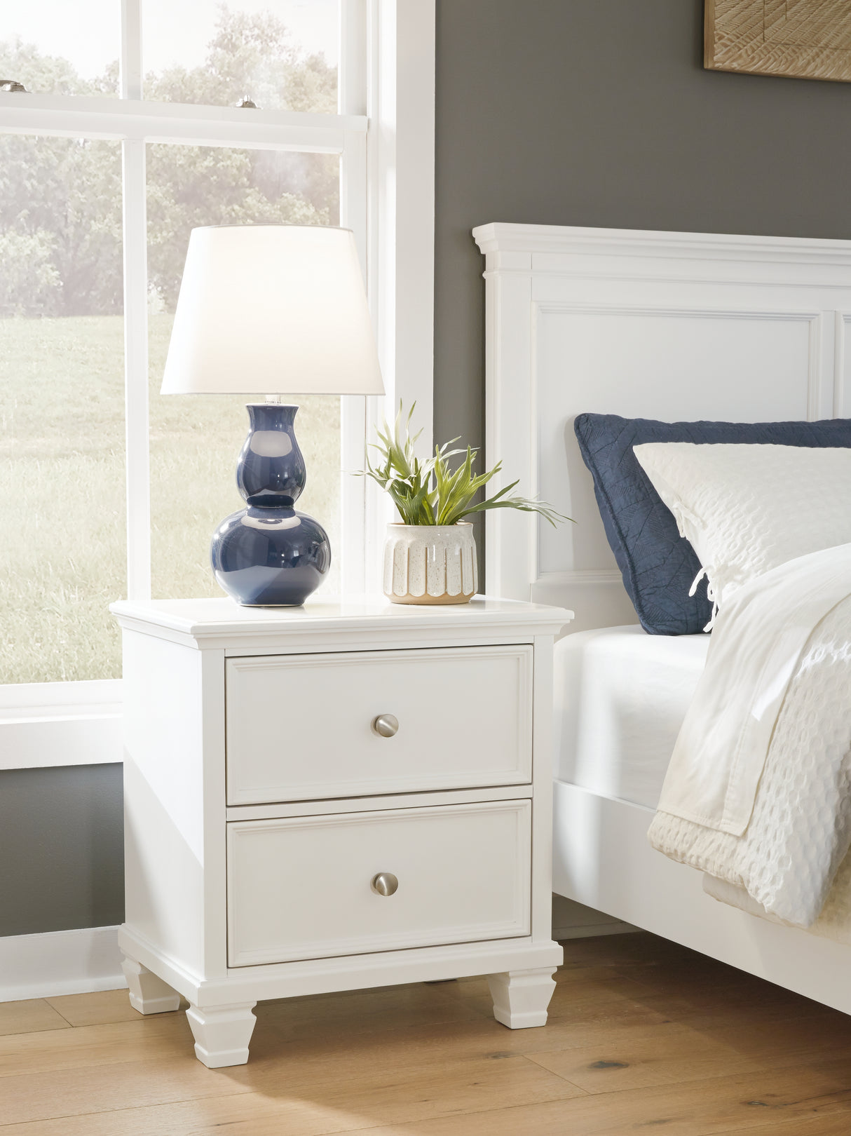 Fortman California King Panel Bed with Mirrored Dresser and 2 Nightstands in White - PKG015158