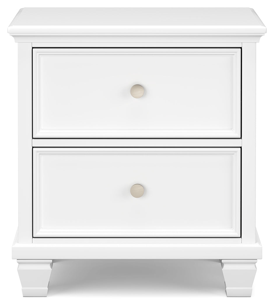 Fortman California King Panel Bed with Mirrored Dresser, Chest and Nightstand in White - PKG015162