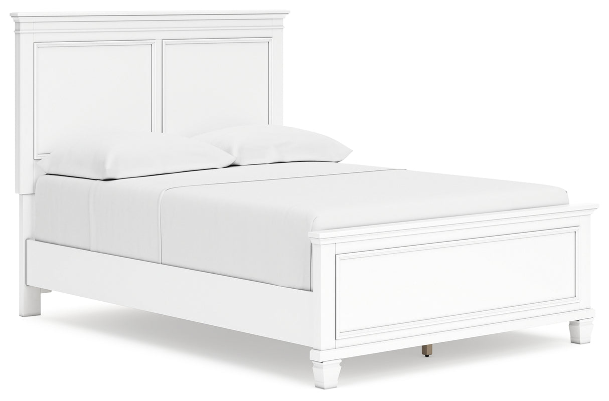 Fortman Full Panel Bed with Mirrored Dresser and Chest in White - PKG015173