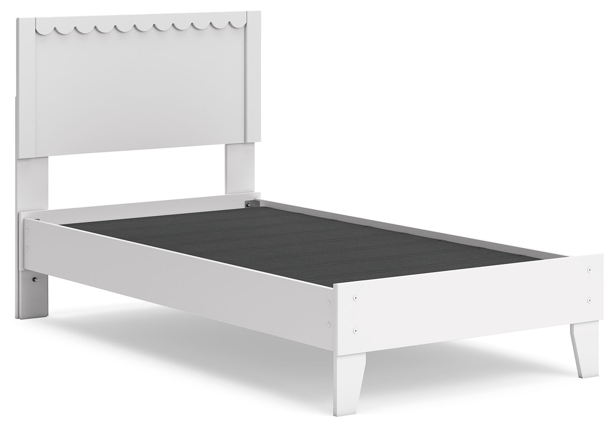 Hallityn Twin Panel Platform Bed with Dresser and 2 Nightstands in White - PKG019036