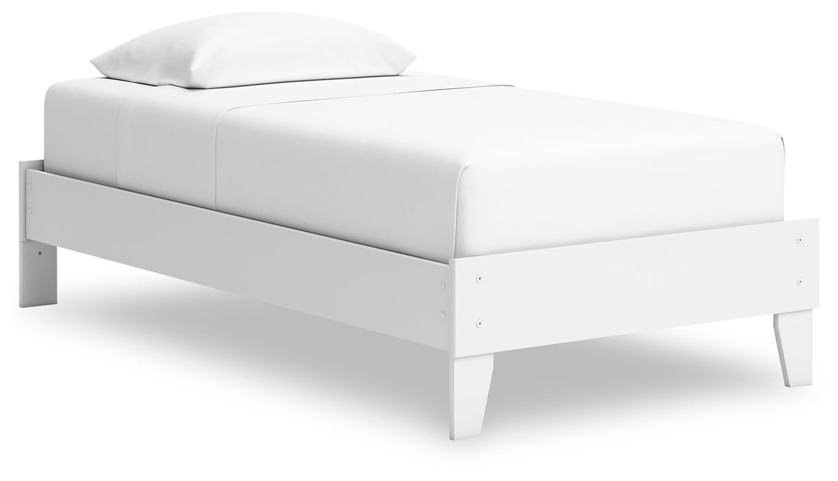 Hallityn Twin Platform Bed with Dresser and 2 Nightstands in White - PKG019021