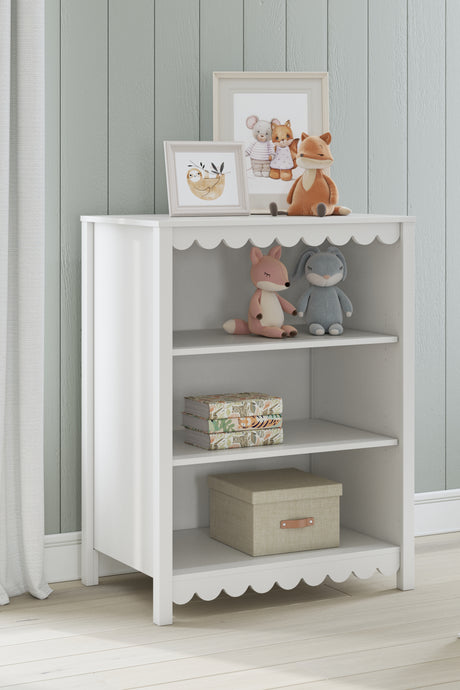 Hallityn White Bookcase - EB1810-230