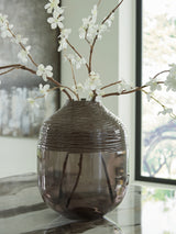 Harpwick Metallic Gray Vase from Ashley - Luna Furniture