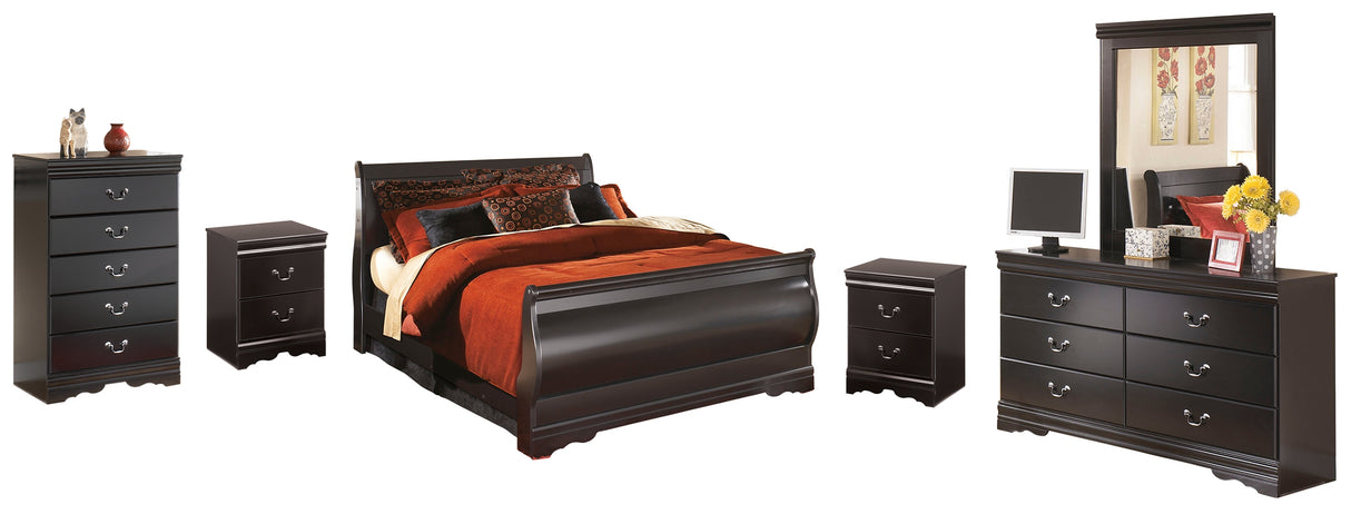 Huey Vineyard Queen Sleigh Bed with Mirrored Dresser, Chest and 2 Nightstands in Black from Ashley - Luna Furniture