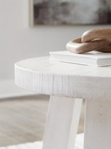 Jallison Coffee Table with 2 End Tables in Off White from Ashley - Luna Furniture