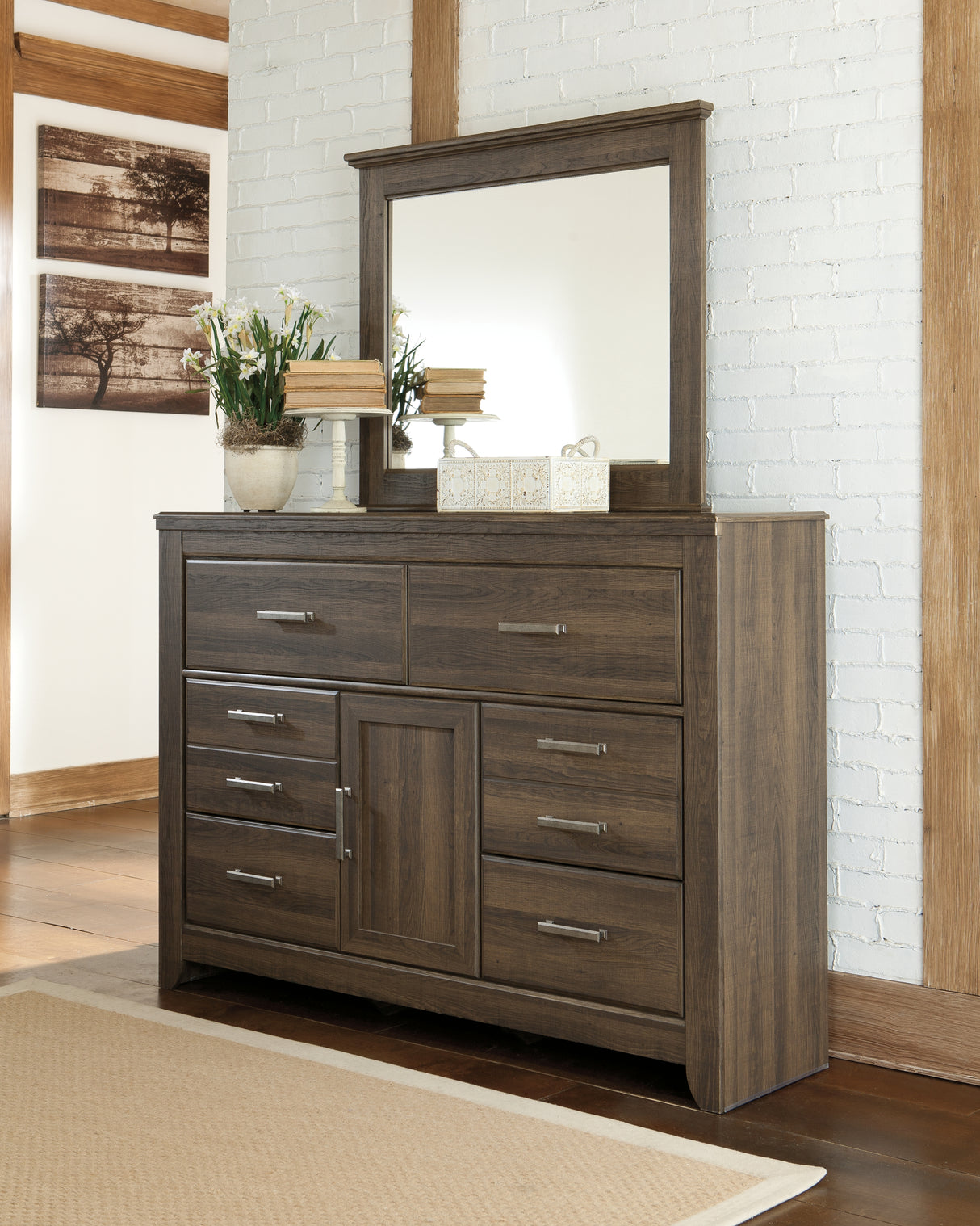 Juararo California King Panel Bed with Mirrored Dresser, Chest and 2 Nightstands in Dark Brown - PKG004058