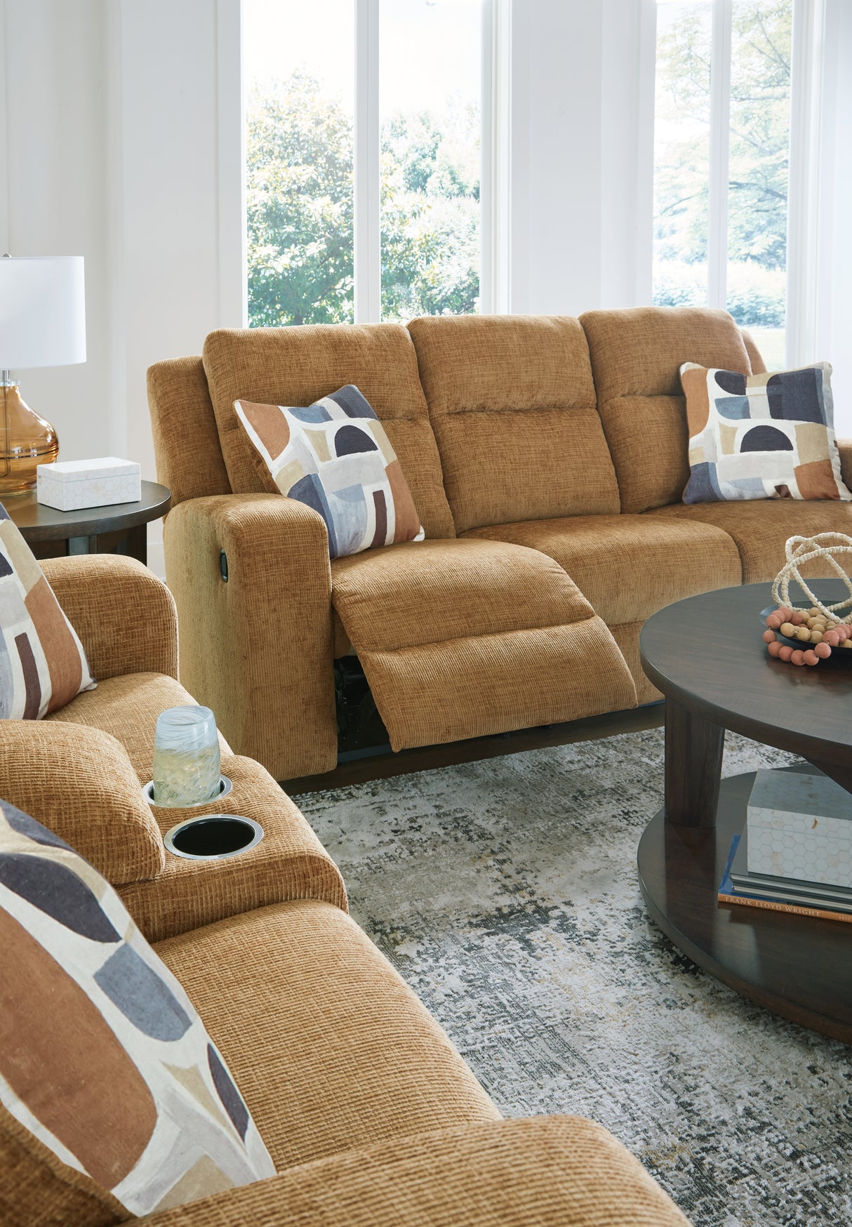 Kanlow Sofa and Loveseat in Honey - PKG020912