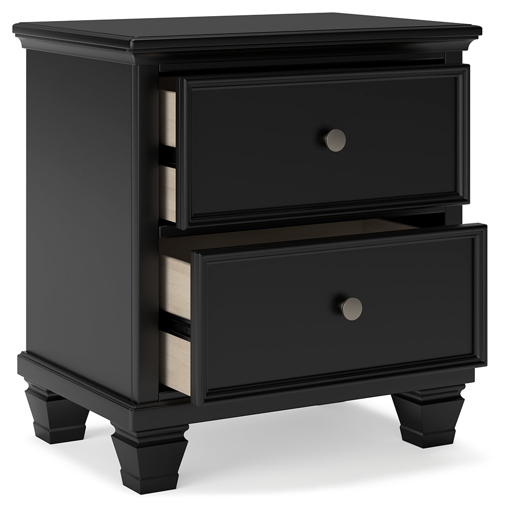 Lanolee California King Panel Bed with Mirrored Dresser, Chest and 2 Nightstands in Black - PKG015231