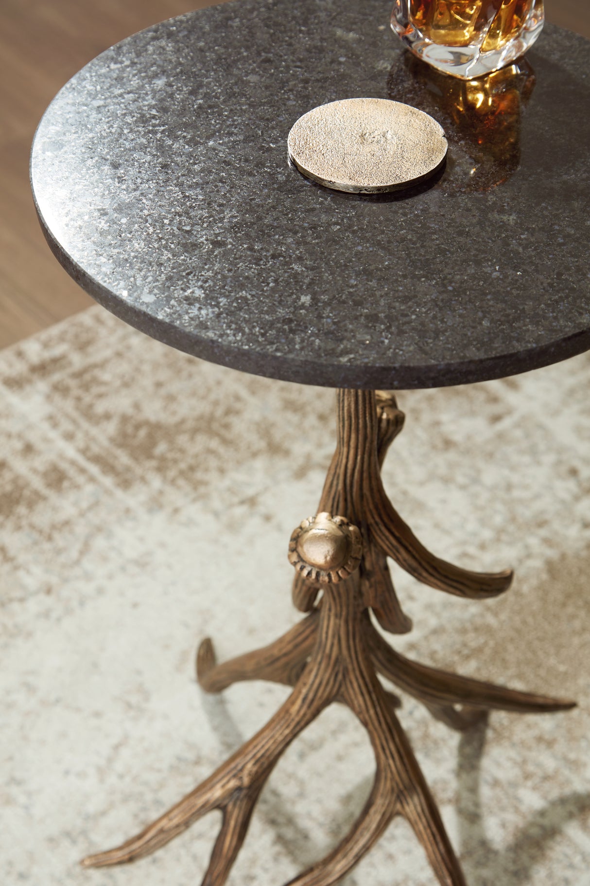 Lemkins Black/Antique Gold Finish Accent Table - A4000606