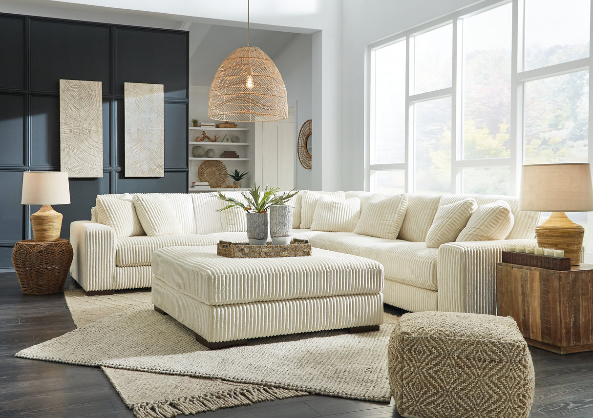 Lindyn 5-Piece Sectional with Ottoman in Ivory - PKG014504