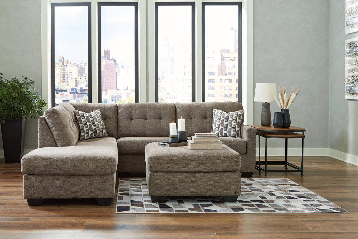 Mahoney 2-Piece Sectional with Ottoman in Chocolate - PKG015087