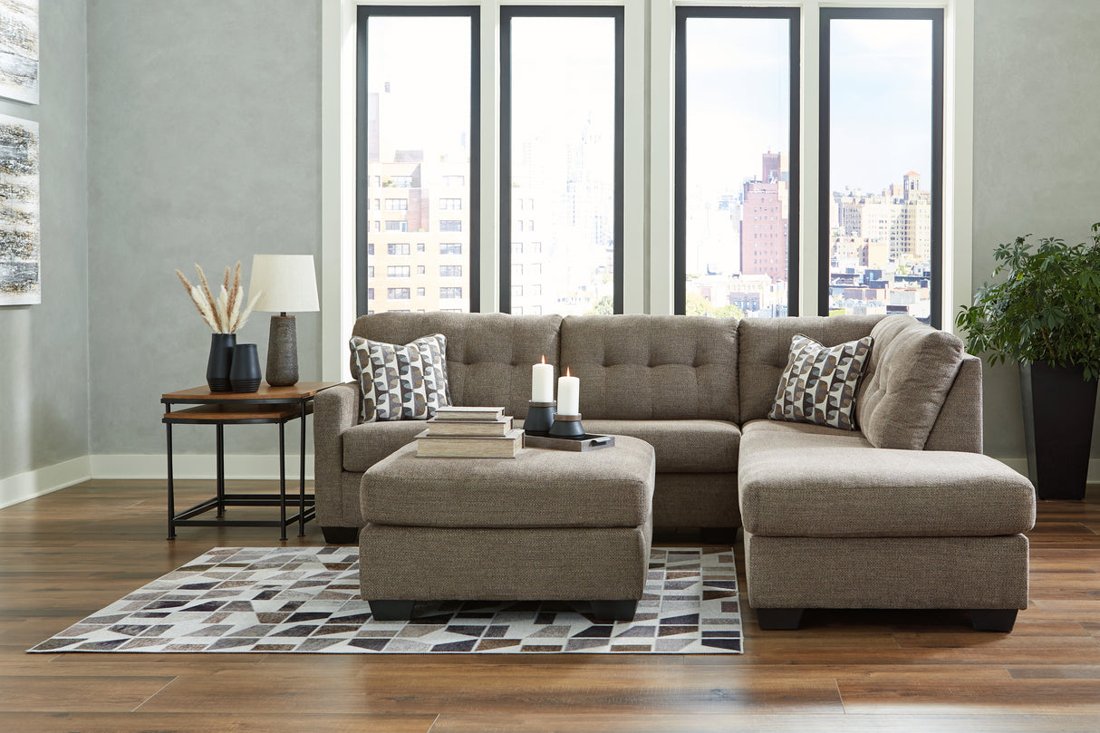 Mahoney 2-Piece Sectional with Ottoman in Chocolate - PKG015088