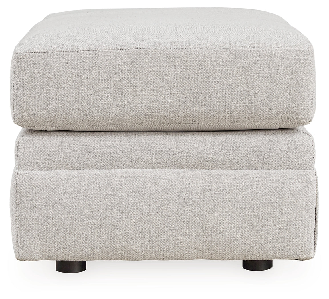 Maitelynn Chair and Ottoman in Chalk - PKG015431