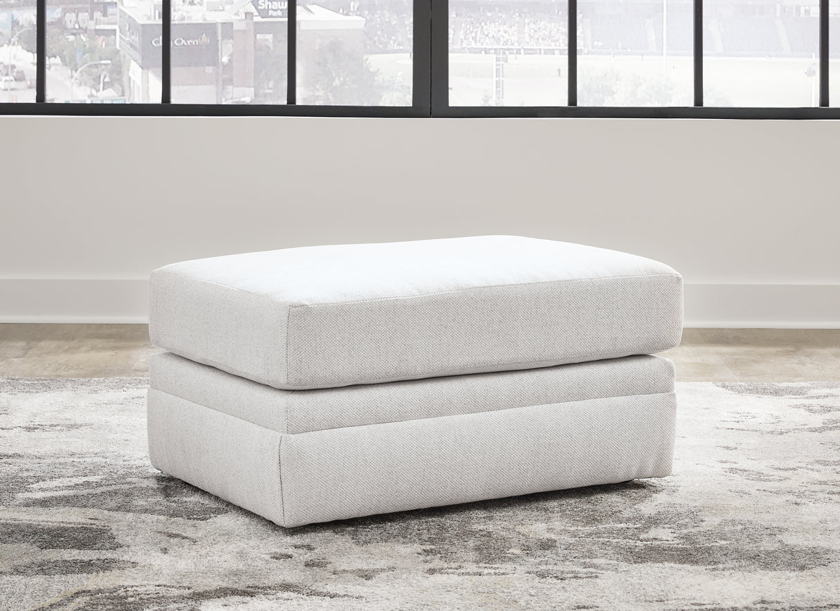 Maitelynn Chalk Ottoman - 4820214