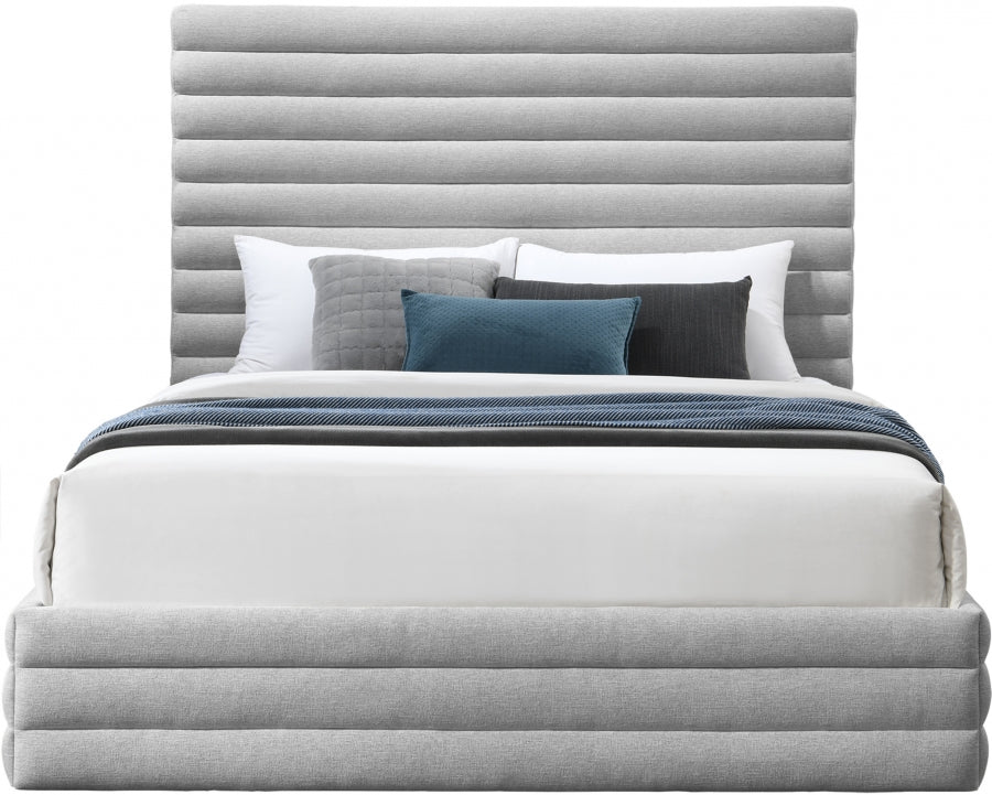 Maxwell Linen Textured Fabric Full Bed (3 Boxes) Grey from Meridian - Luna Furniture