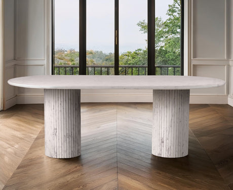 Messina Dining Table in White from Meridian - Luna Furniture