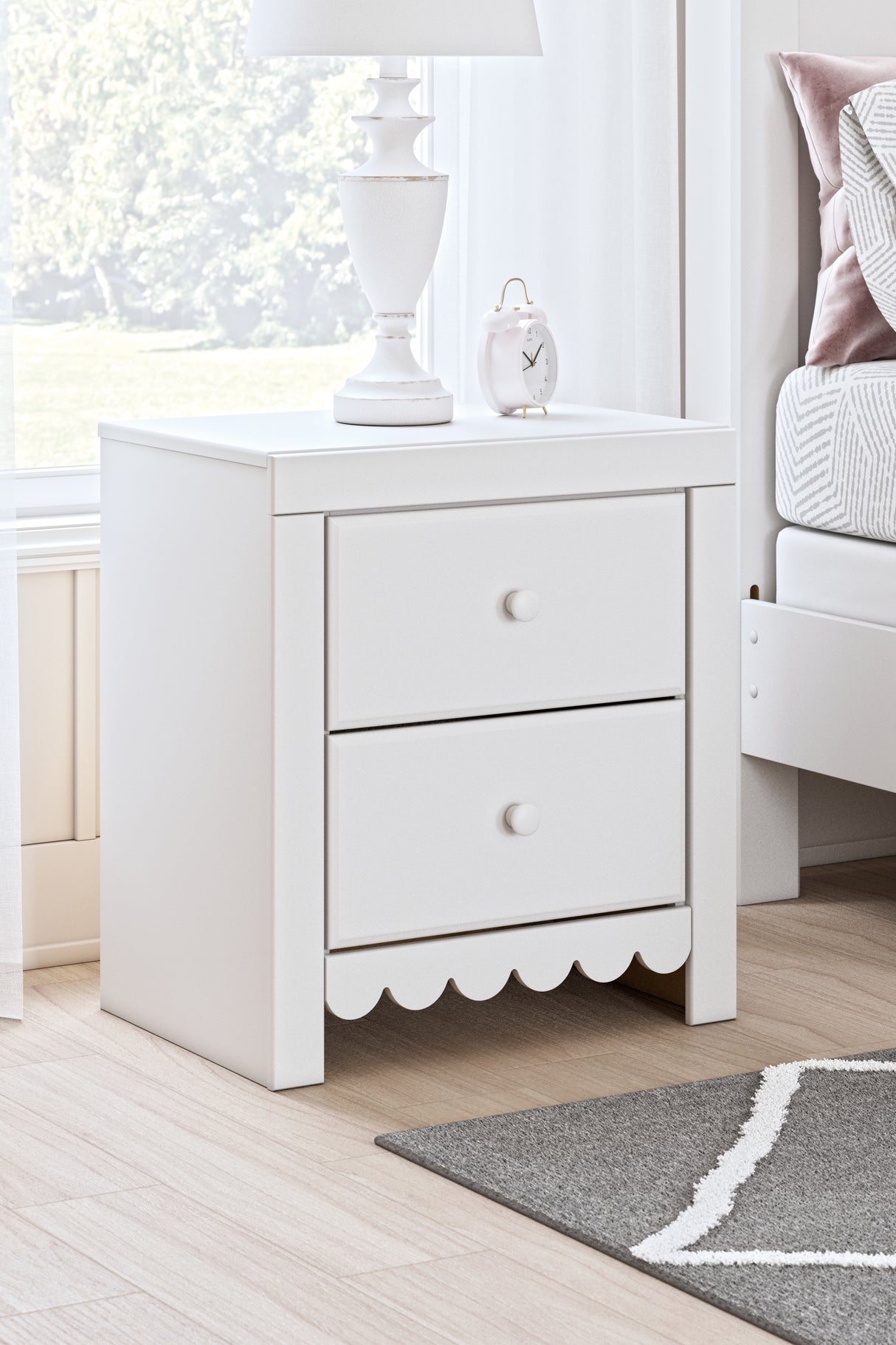 Mollviney Full Panel Bed with 2 Nightstands in White - PKG018958