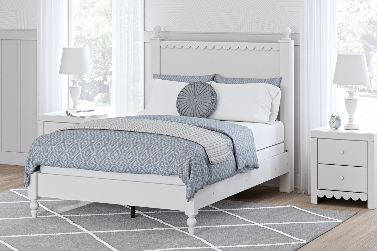 Mollviney Full Panel Bed with Dresser in White - PKG018746