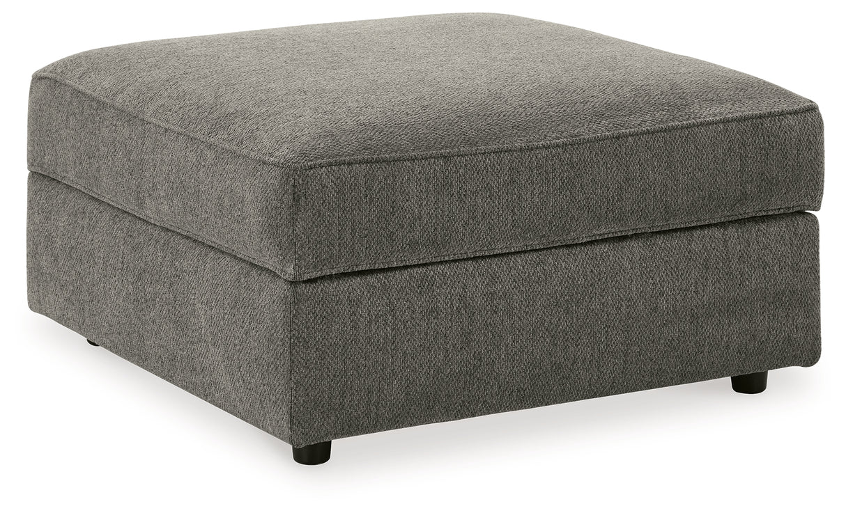 O'Phannon 2-Piece Sectional with Ottoman in Putty - PKG014855