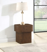 Oakmont End Table Brown from Meridian - Luna Furniture