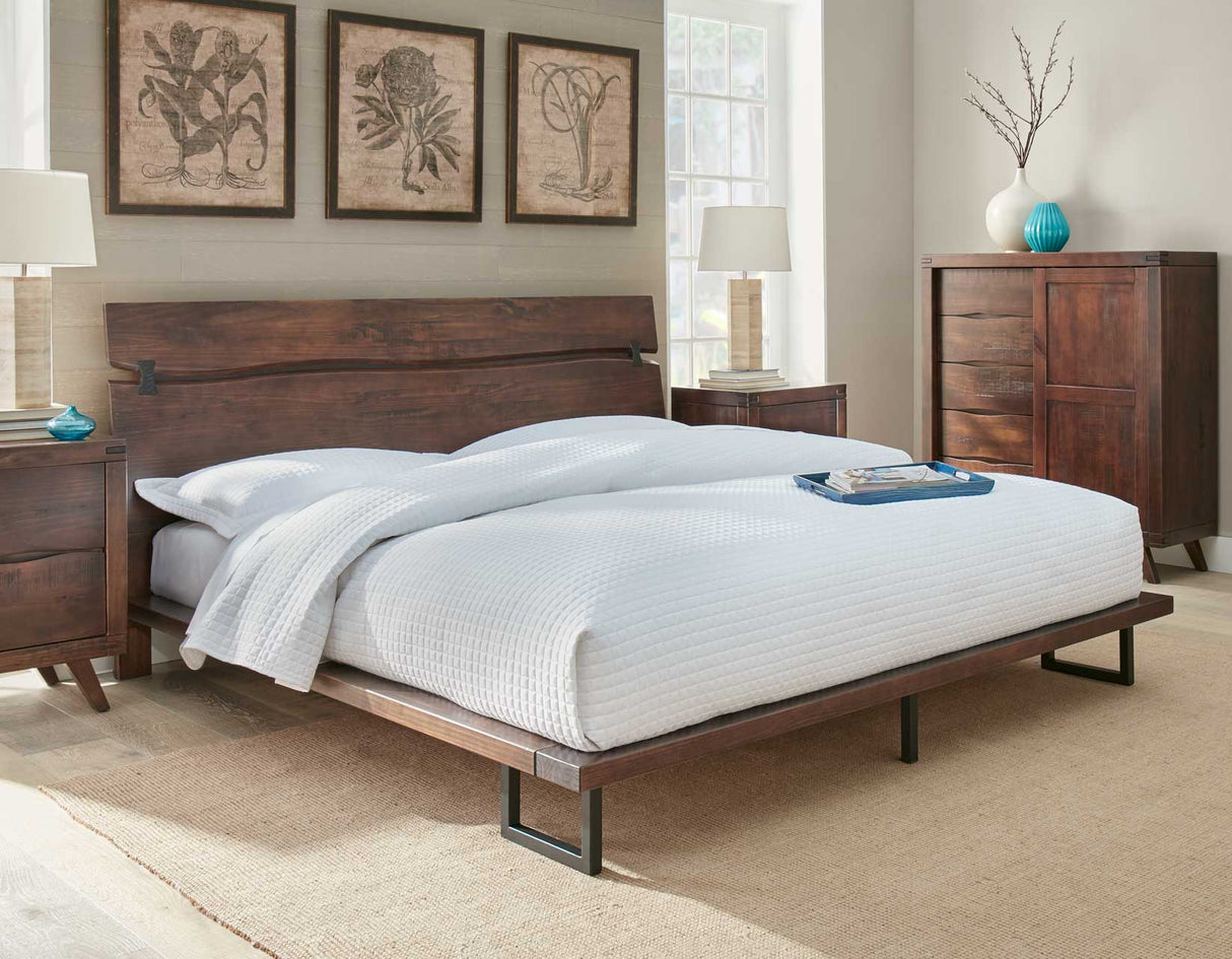 Pasco 4-Piece King Set (King Bed/DR/MR/NS) from Steve Silver - Luna Furniture