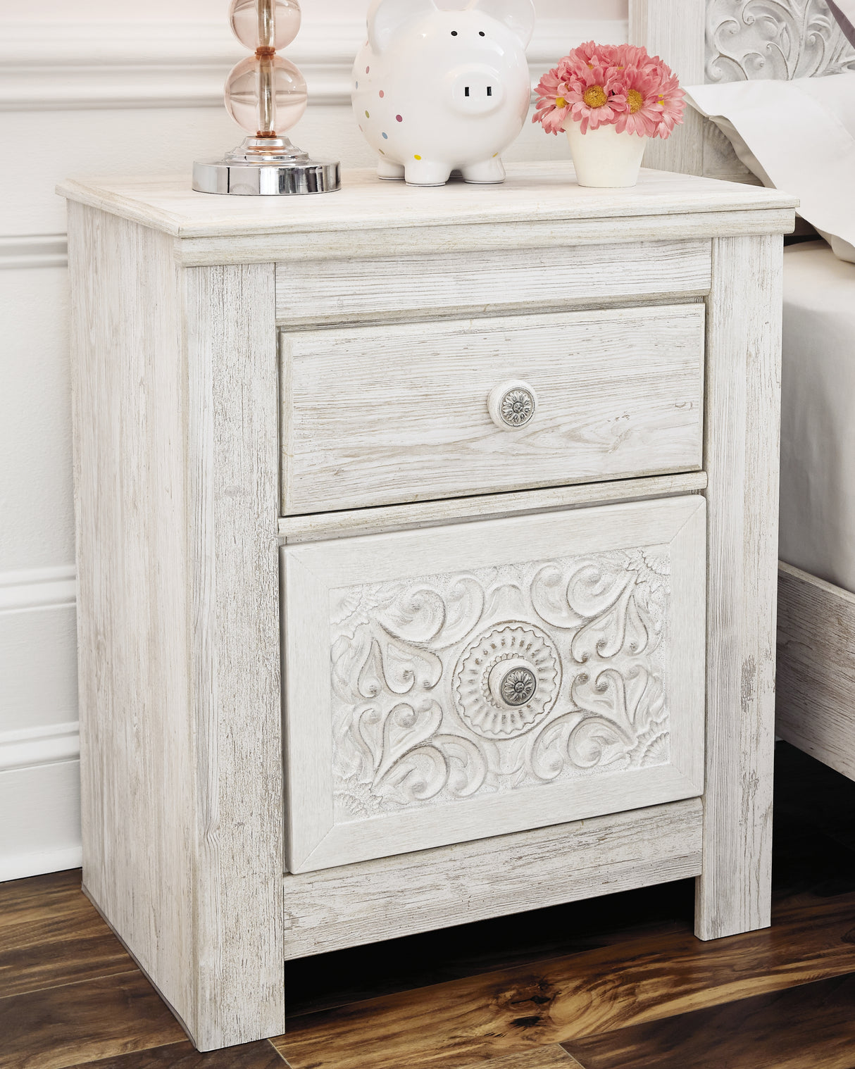 Paxberry King Panel Bed with Mirrored Dresser and 2 Nightstands in Whitewash from Ashley - Luna Furniture