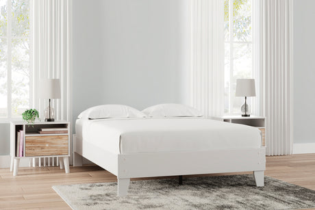 Piperton Full Platform Bed with Dresser and Chest in White from Ashley - Luna Furniture