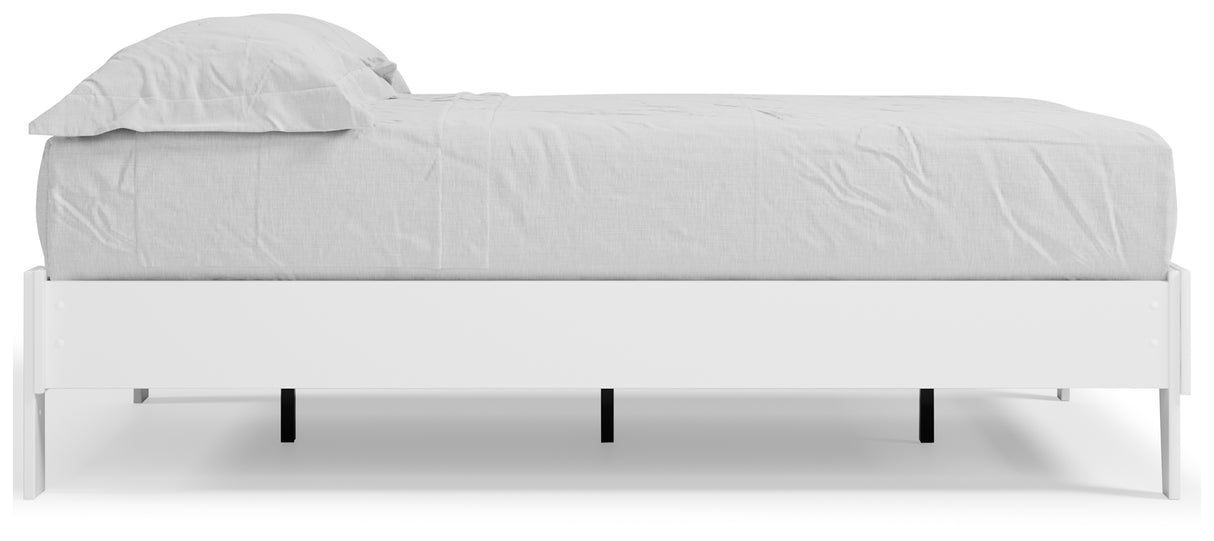 Piperton Full Platform Bed with Dresser and Chest in White from Ashley - Luna Furniture