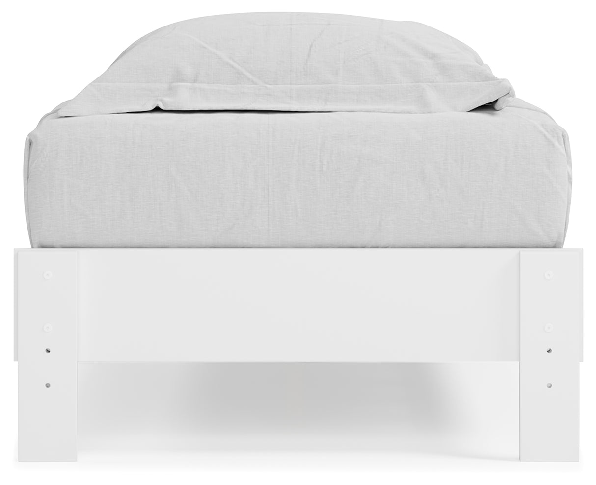 Piperton Twin Platform Bed with Dresser and Chest in White from Ashley - Luna Furniture