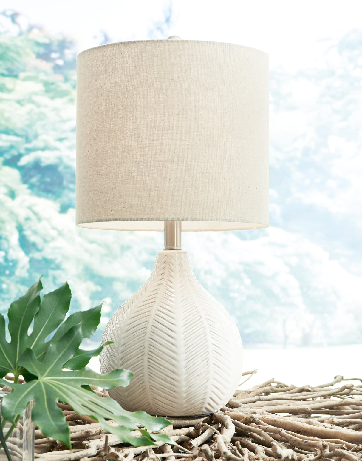 Rainermen 2-Piece Table Lamp Set in Off White from Ashley - Luna Furniture