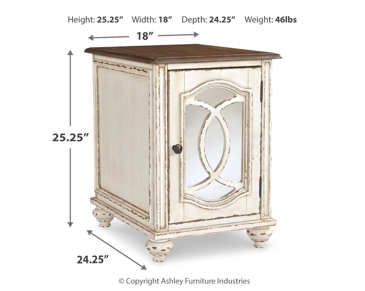 Realyn 2 End Tables in White/Brown - PKG008473