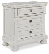 Robbinsdale King Panel Bed with Mirrored Dresser, Chest and 2 Nightstands in Antique White from Ashley - Luna Furniture