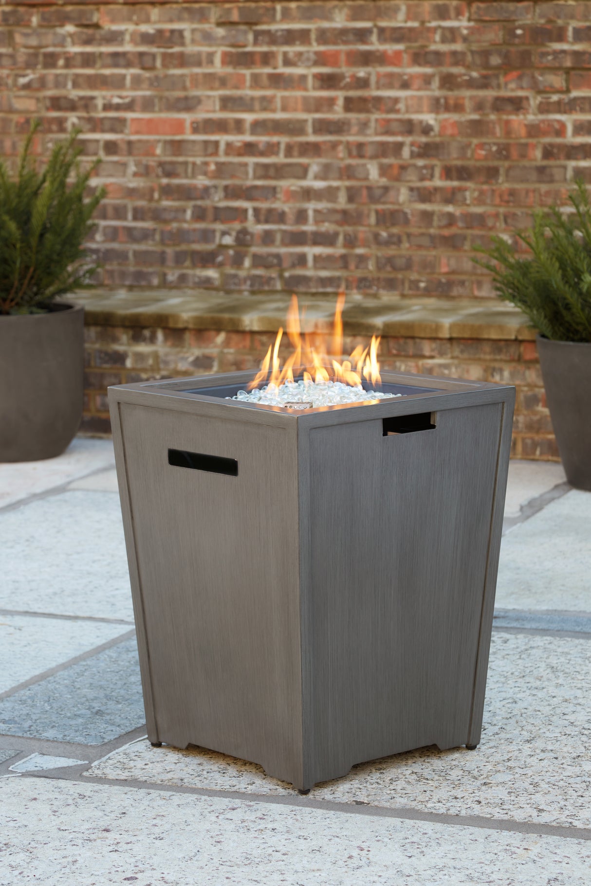 Rodeway South Outdoor Fire Pit Table and 4 Chairs in Gray - PKG015418