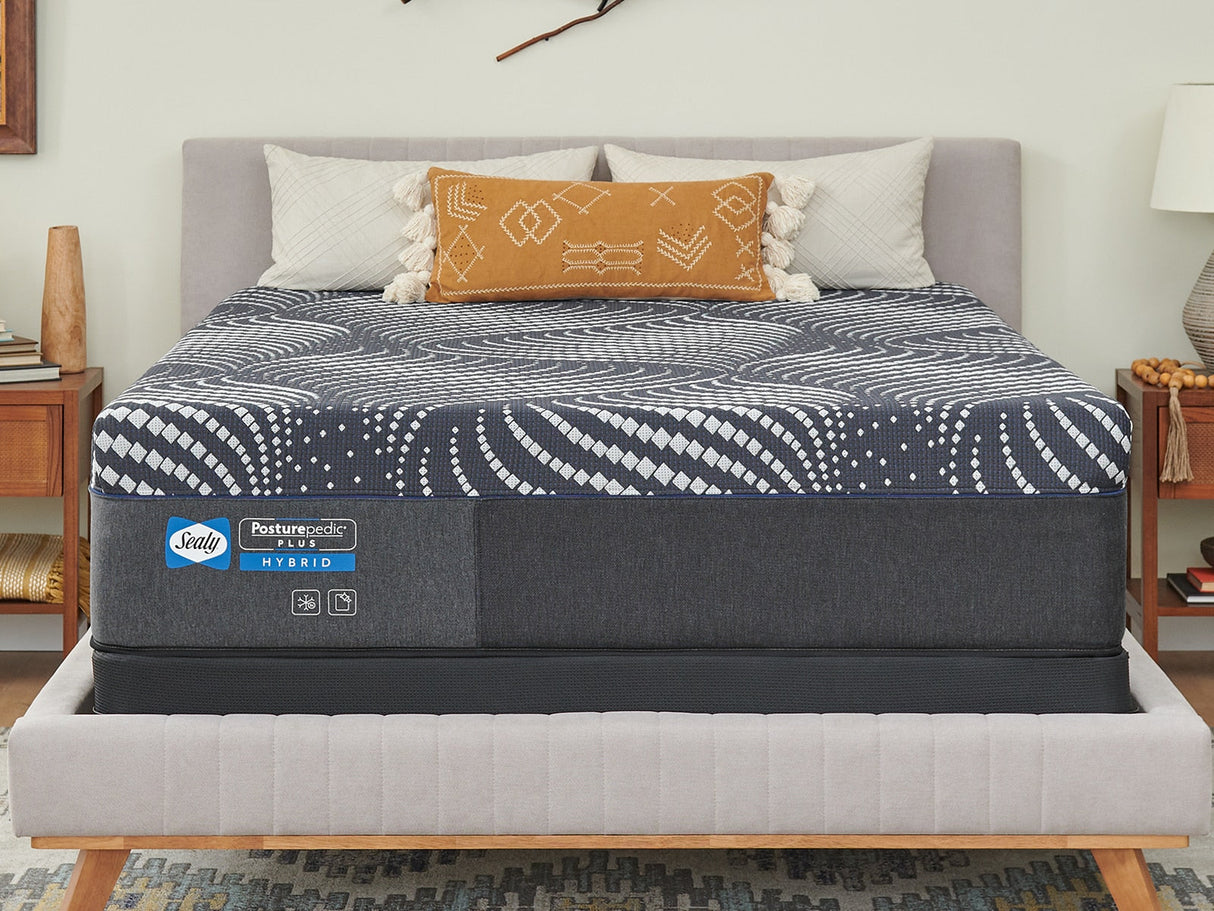 Sealy® Posturepedic® Plus Hybrid High Point Plush Mattress, Cal King Size -  Sealy - Luna Furniture