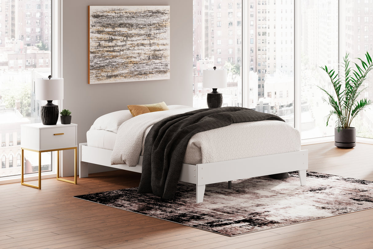 Socalle Queen Platform Bed with Dresser, Chest and Nightstand in Two-tone - PKG018891