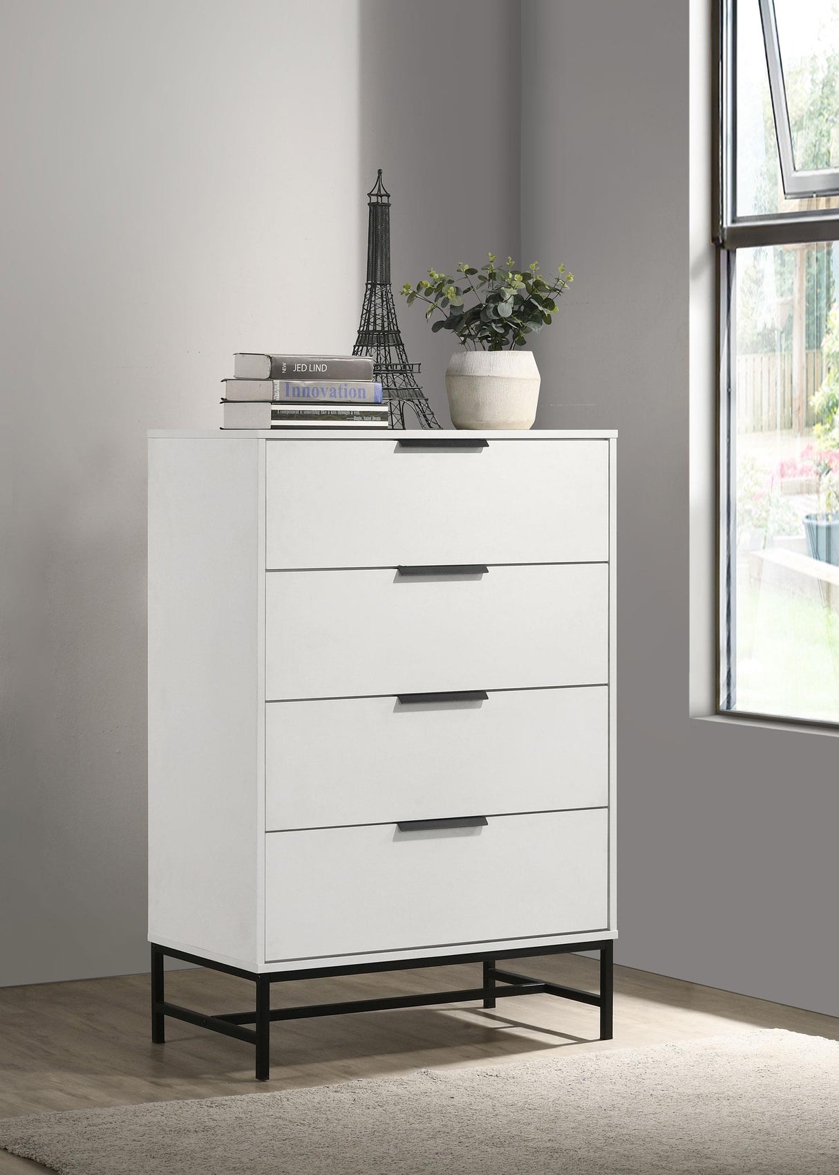 Sonora 4-drawer Bedroom Chest White from Coaster - Luna Furniture