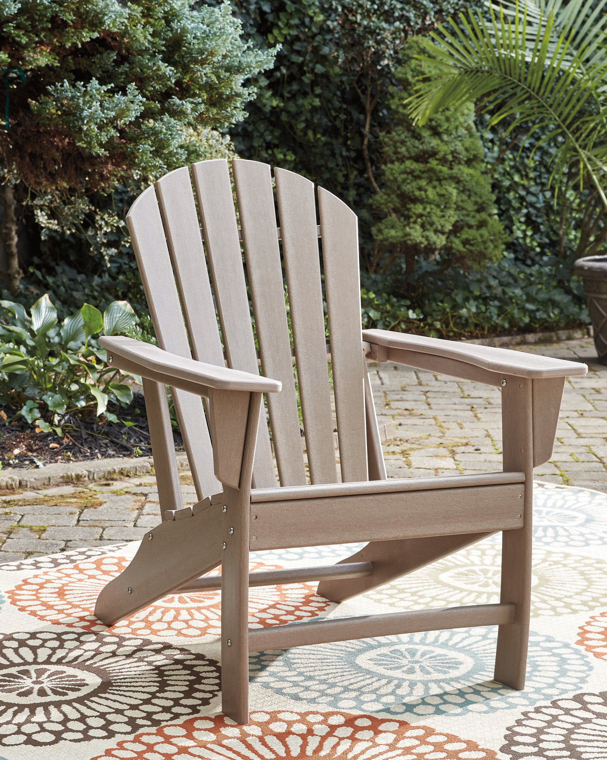 Sundown Treasure Outdoor Chair with End Table in Driftwood - PKG008193