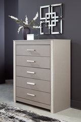 Surancha Full Panel Bed with Mirrored Dresser and Chest in Gray - PKG015269