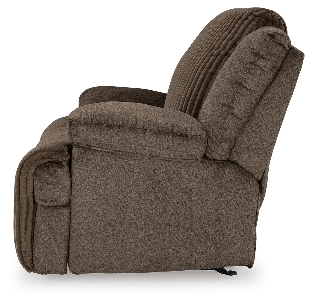 Top Tier Sofa and Recliner in Chocolate - PKG019387