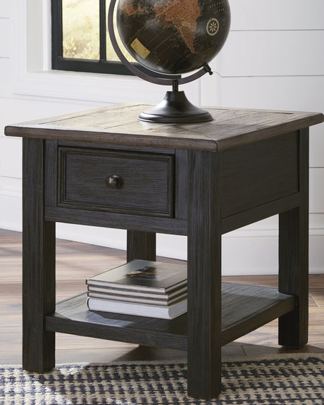 Tyler Creek 2 End Tables in Grayish Brown/Black - PKG008542