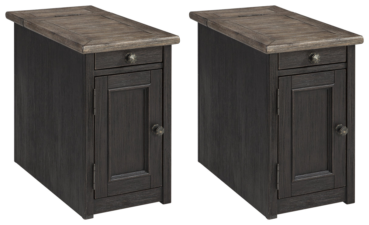 Tyler Creek 2 End Tables in Grayish Brown/Black - PKG008543