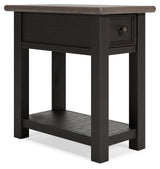 Tyler Creek 2 End Tables in Grayish Brown/Black - PKG010343