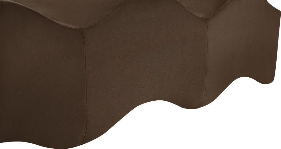 Wave Velvet Upholstered Bench in Brown from Meridian - Luna Furniture